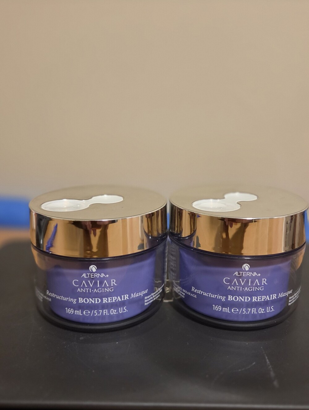 2-Alterna Caviar Anti-Aging Bond Repair Masque — Purple